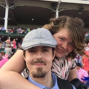 Meet your Posher, Josie